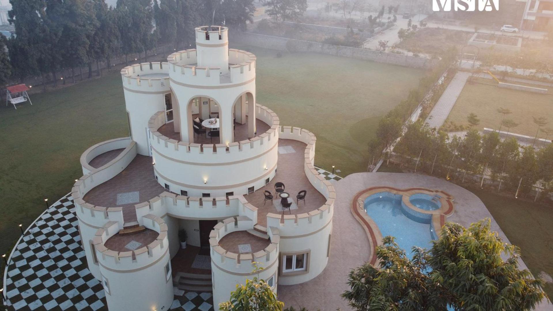 Stayvista'S Mystic Castle With Terrace, Swimming Pool, Lawn With Gazebo Jaipur Buitenkant foto
