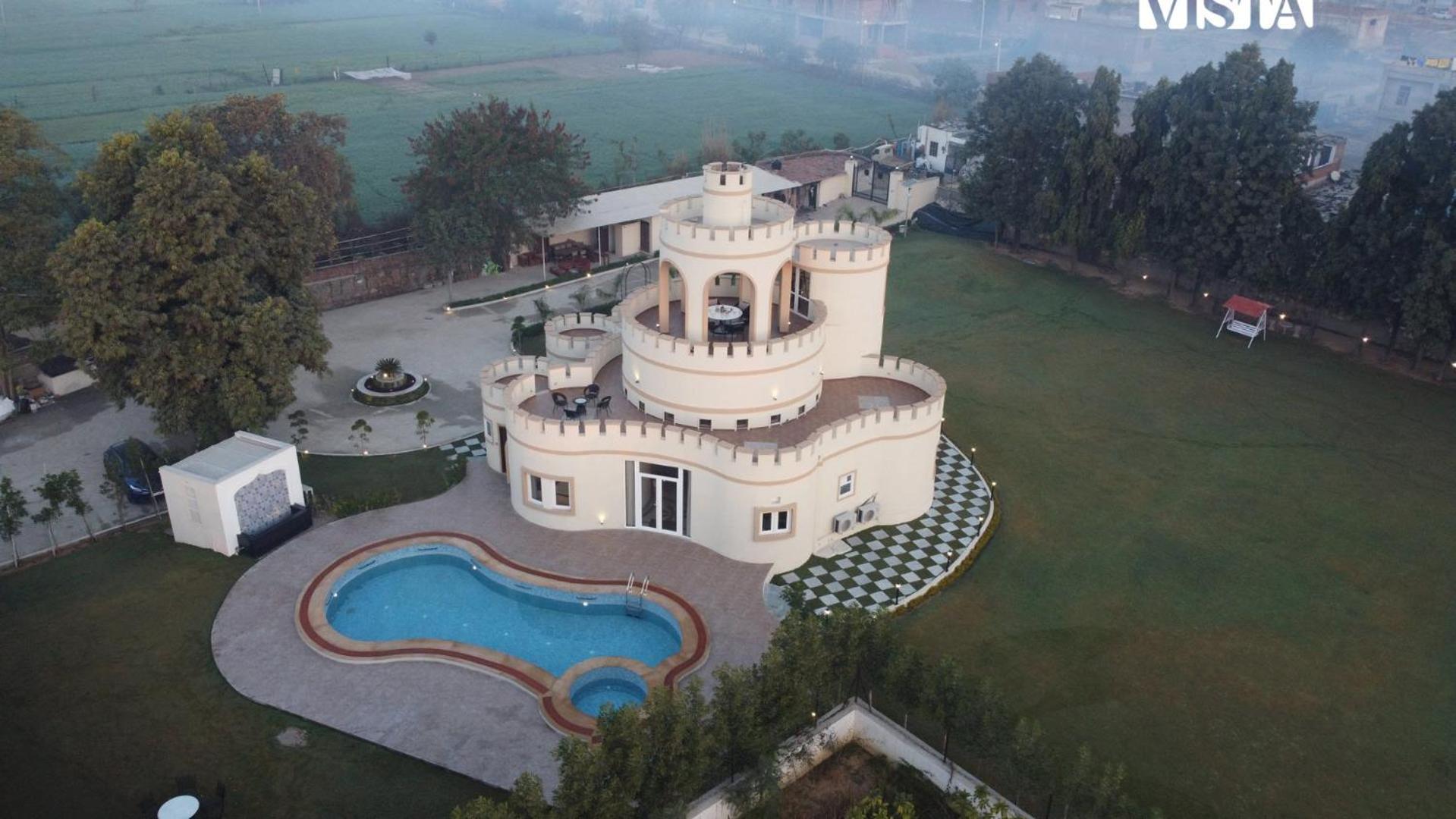 Stayvista'S Mystic Castle With Terrace, Swimming Pool, Lawn With Gazebo Jaipur Buitenkant foto